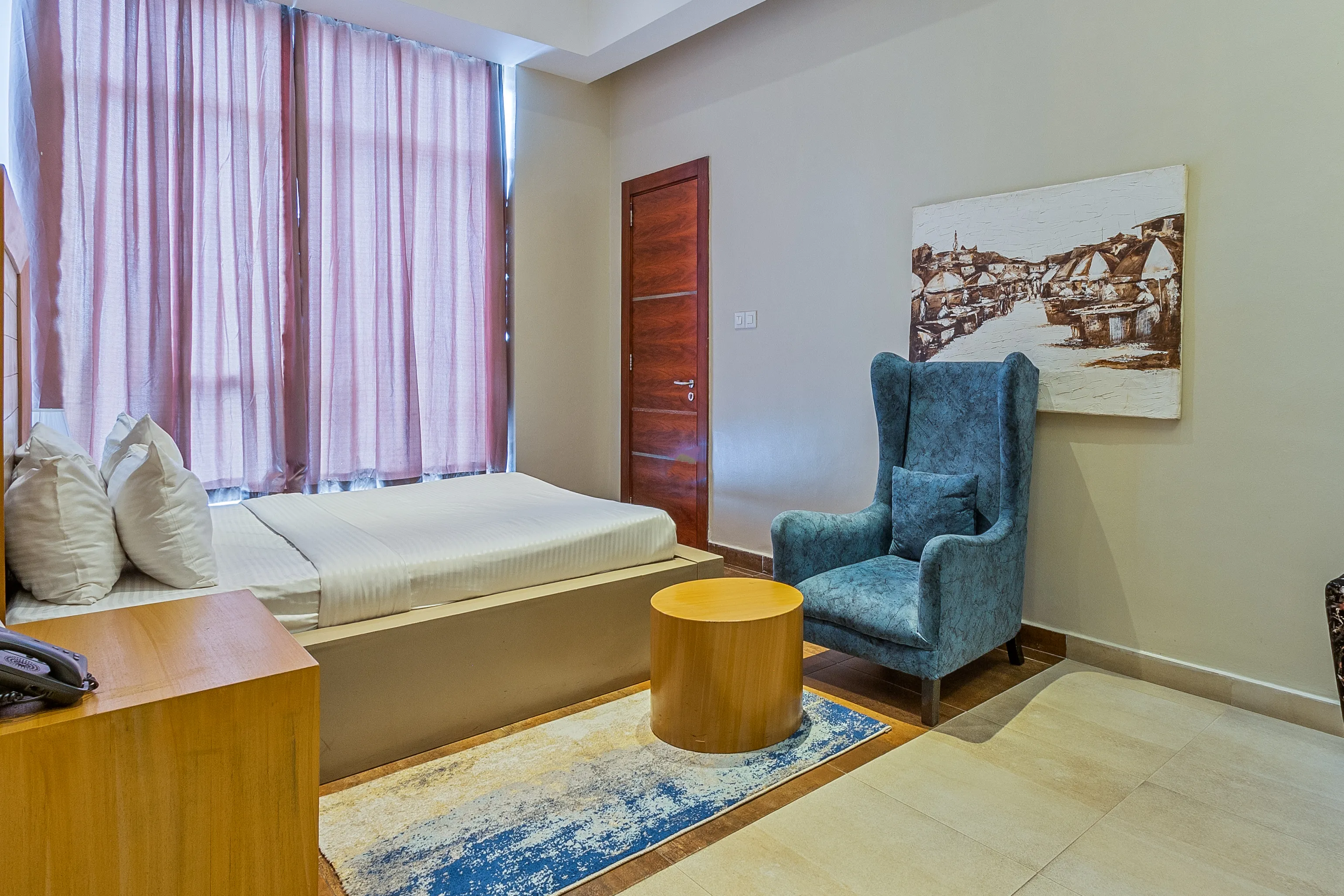 Mini King Suite - City View